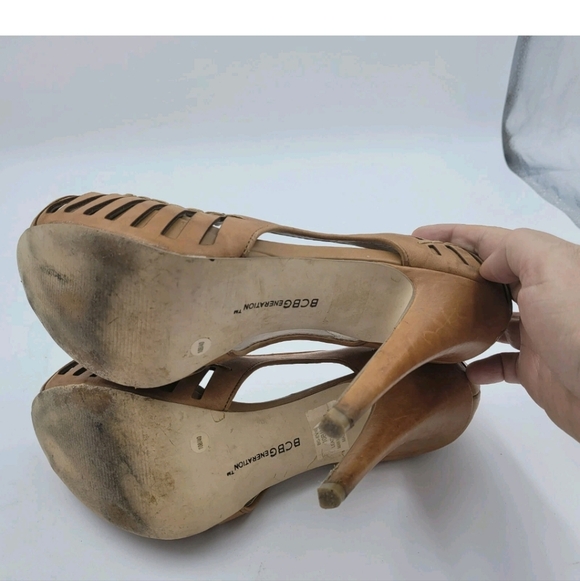 BCBGeneration Evie Tan Leather Peep Toe Stiletto Heel Pumps Size 10B - Picture 8 of 11